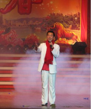 杨刚.jpg 杨刚.jpg